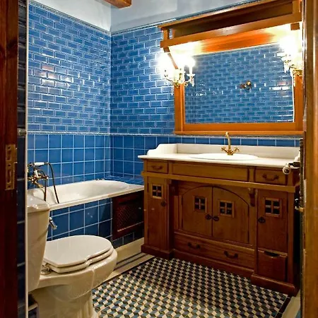 Casa Cavez * Sangarrén